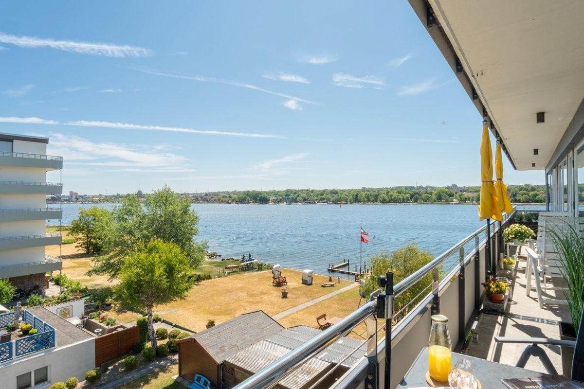 Haus-Steinwarder-7-Wohnung-Strandbude-22 Хайлигенхафен Экстерьер фото